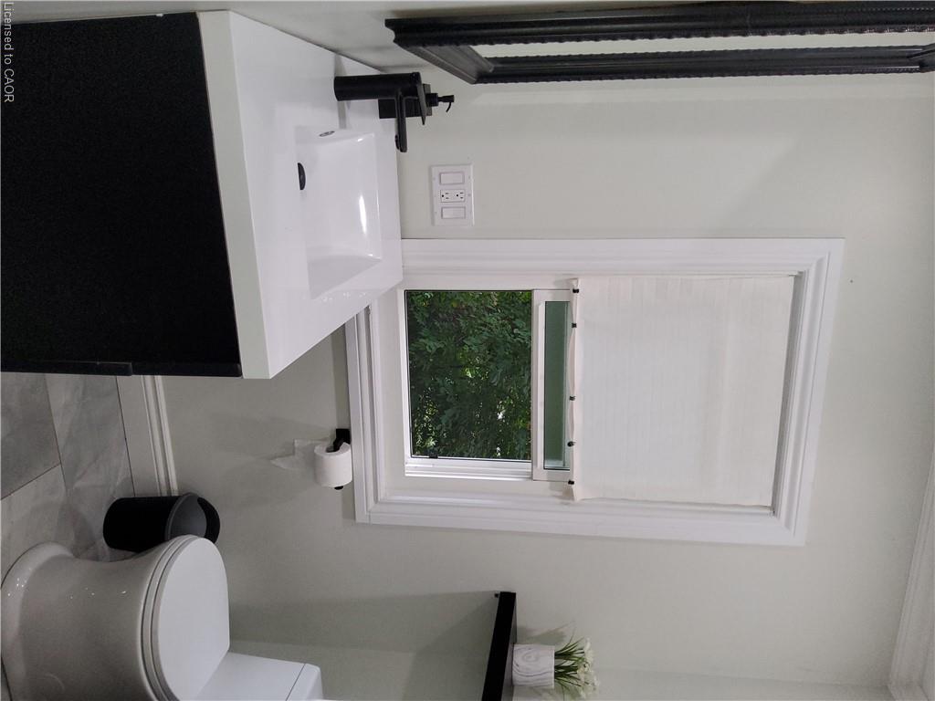 256 Southcote Road Property Photo 17