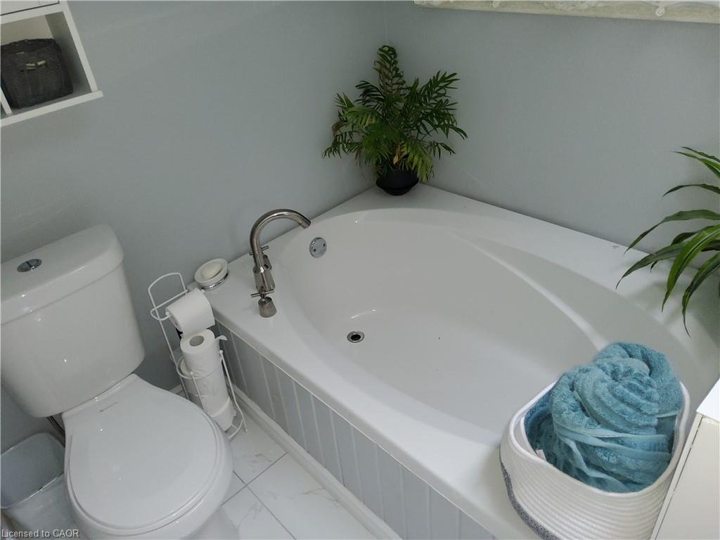 256 Southcote Road Property Photo 20