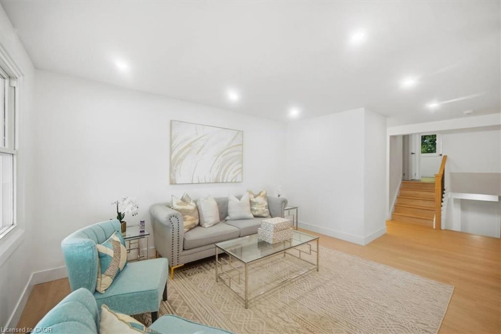 78 Cromwell Crescent Property Photo 6