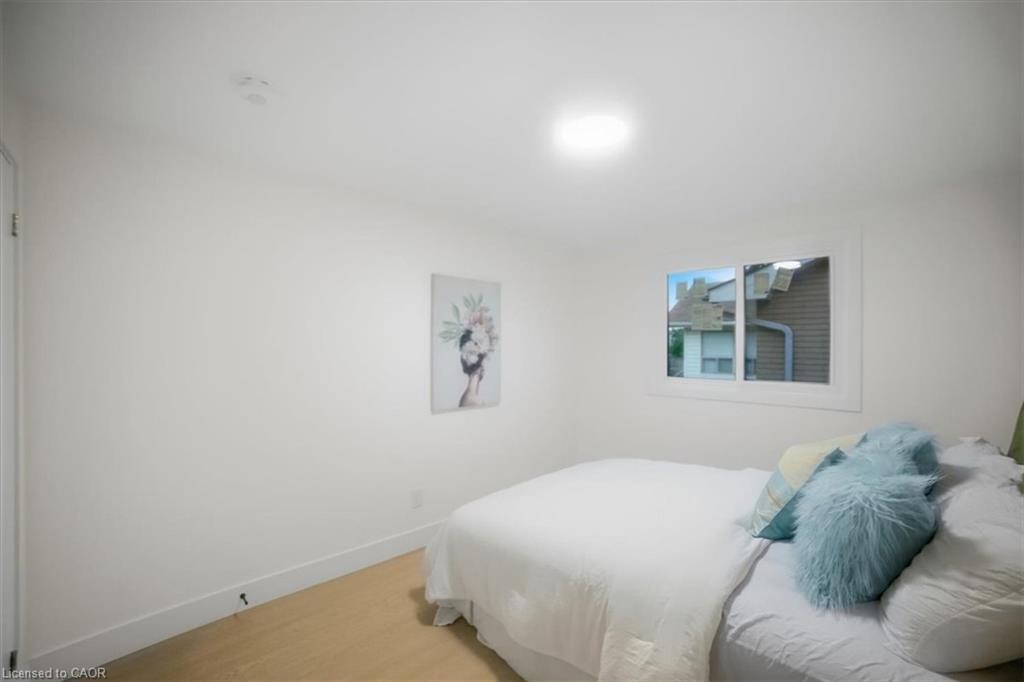 78 Cromwell Crescent Property Photo 22