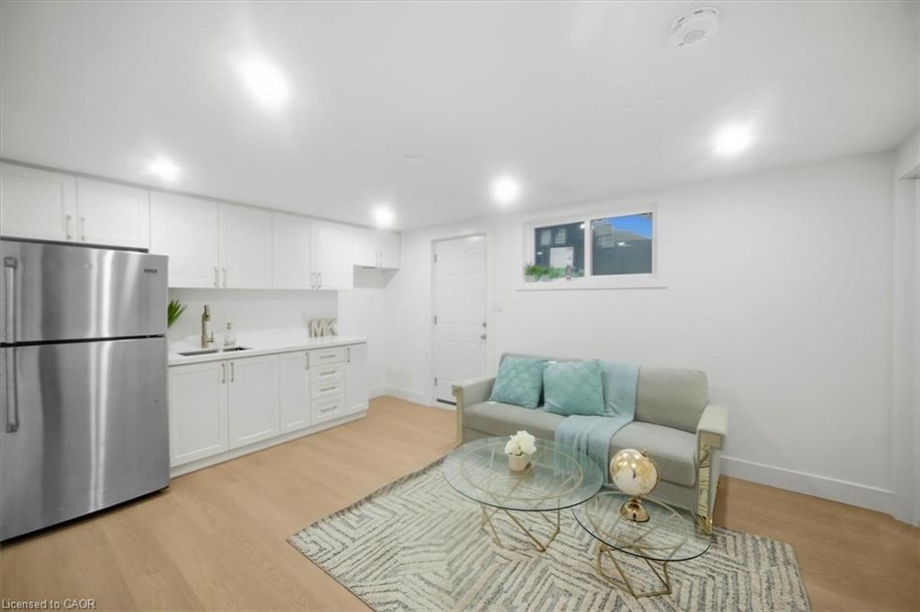 78 Cromwell Crescent Property Photo 26