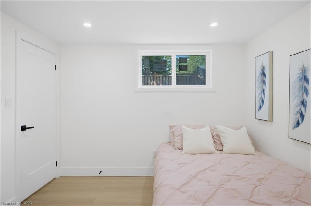78 Cromwell Crescent Property Photo 27