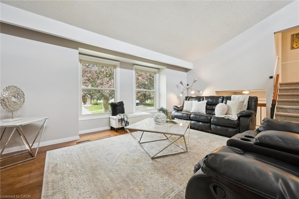 21 Colebrook Court Property Photo 7