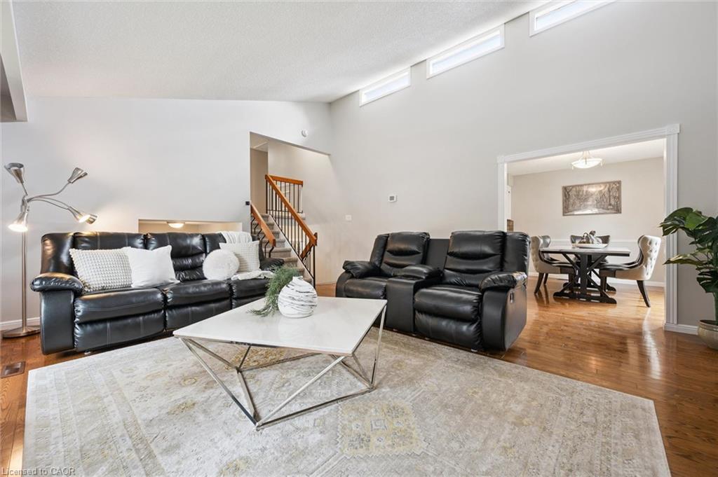 21 Colebrook Court Property Photo 8