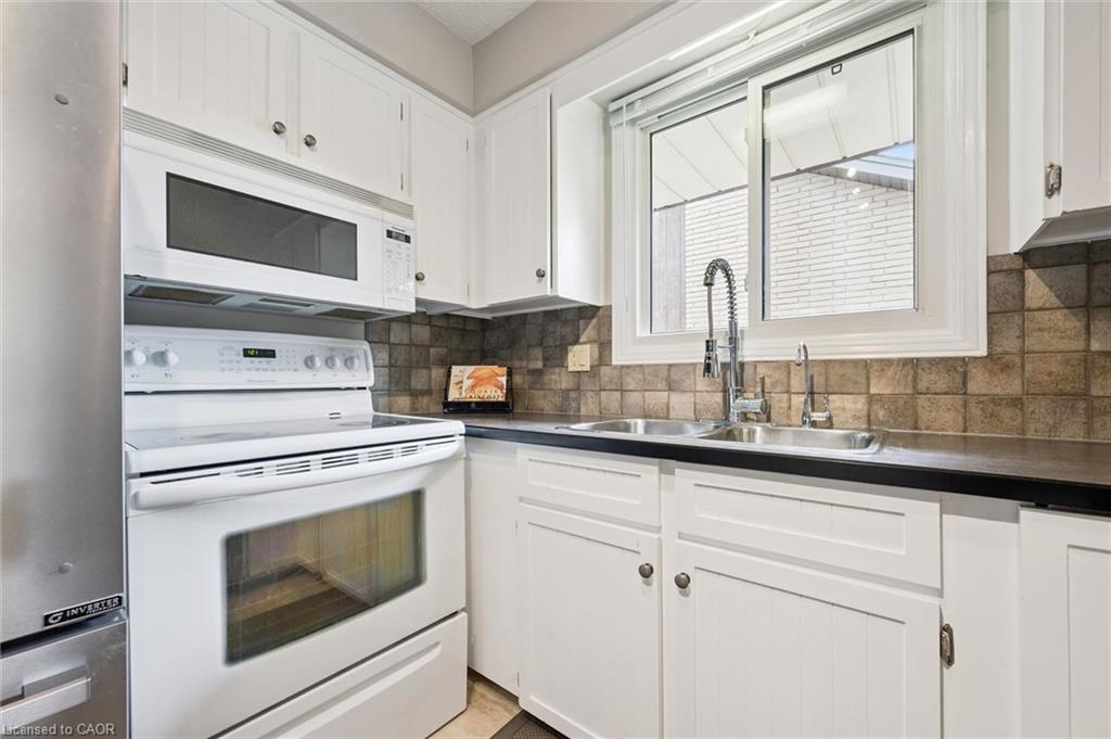 21 Colebrook Court Property Photo 12