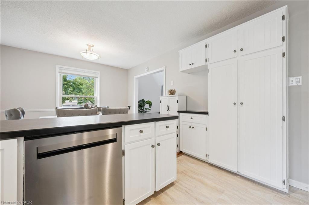 21 Colebrook Court Property Photo 13