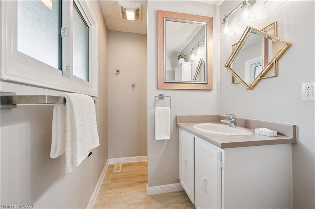 21 Colebrook Court Property Photo 26