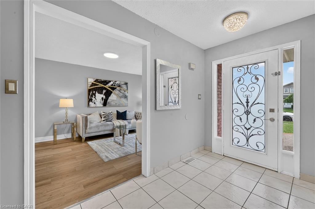 31 Vega Crescent Property Photo 6