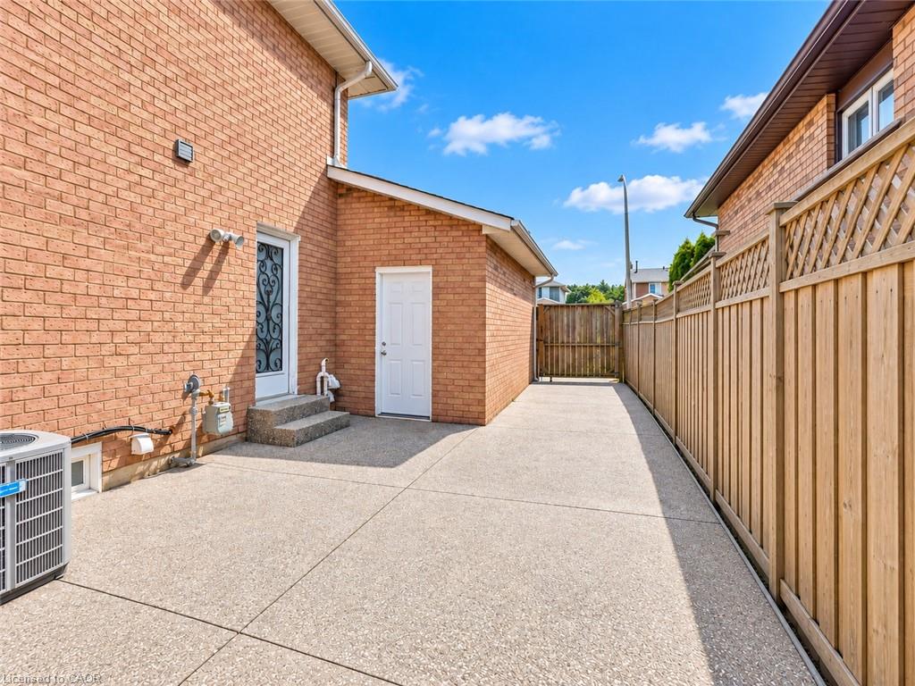 31 Vega Crescent Property Photo 44