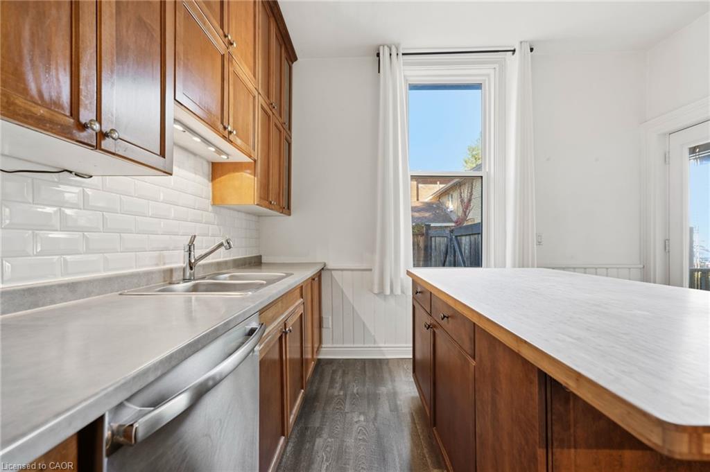 45 East Avenue Property Photo 8