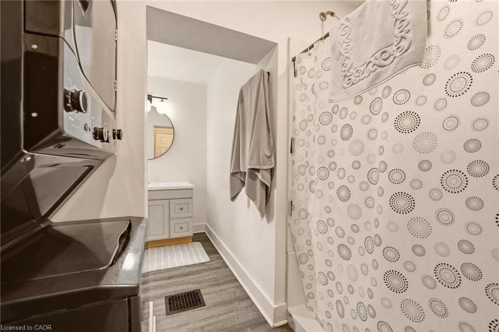 45 East Avenue Property Photo 13