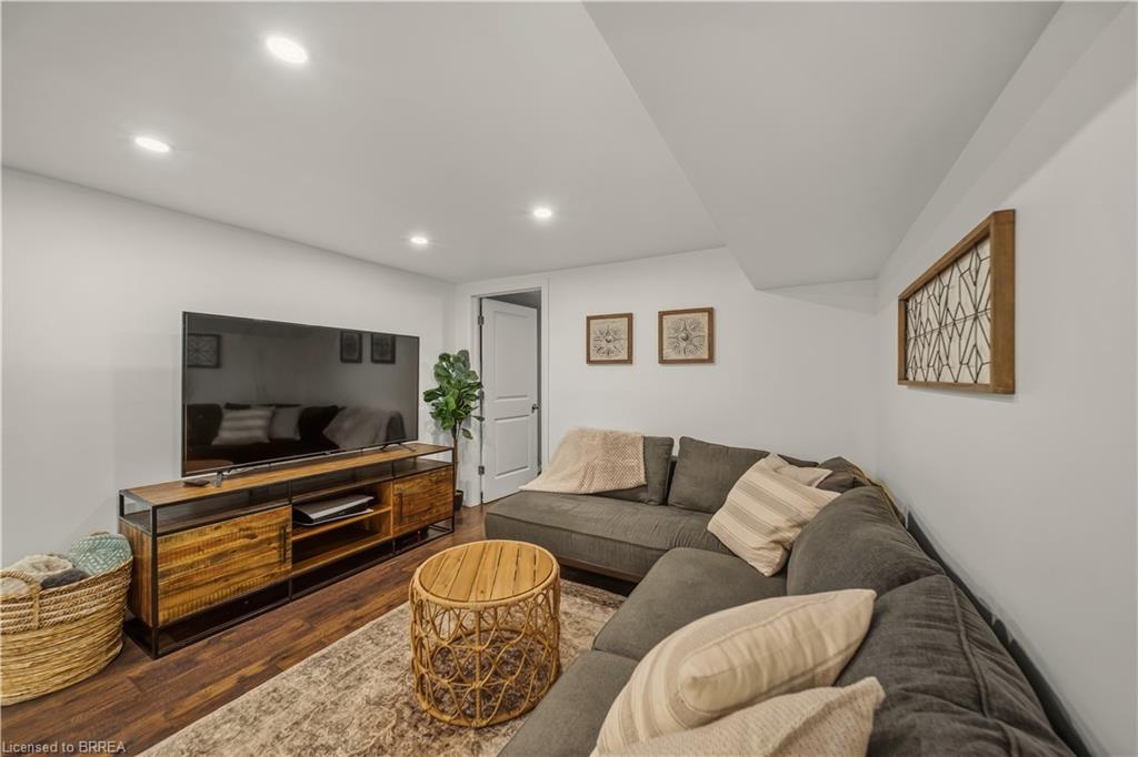 47 Buckingham Street Property Photo 24
