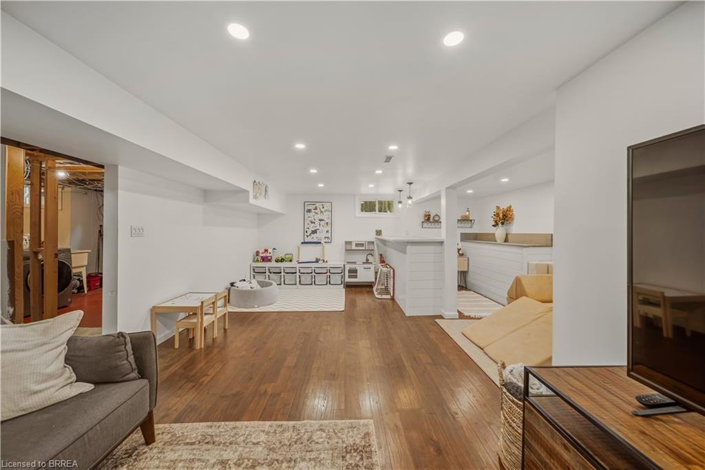 47 Buckingham Street Property Photo 25