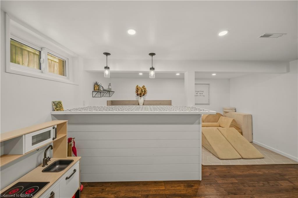 47 Buckingham Street Property Photo 26