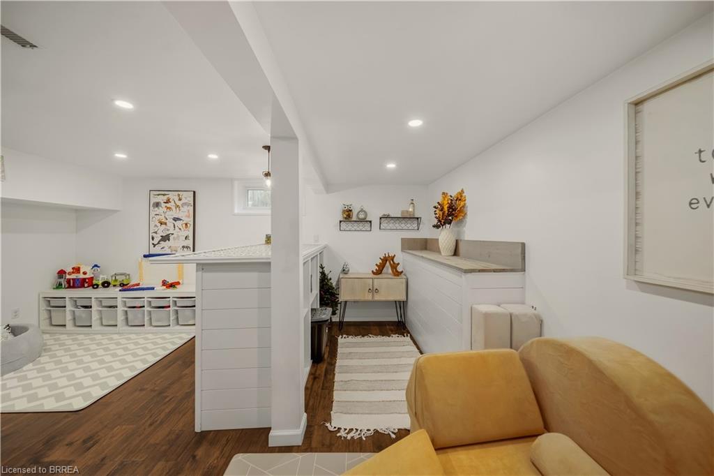 47 Buckingham Street Property Photo 27