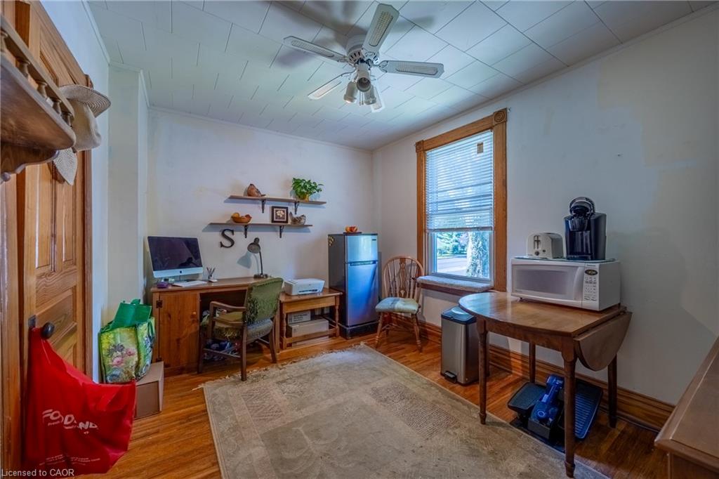 1004 Main Street Property Photo 22
