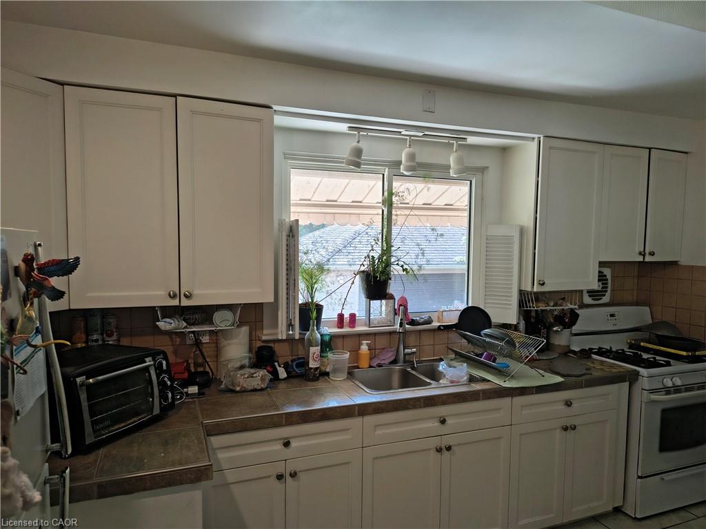 2428 Eileen Drive Property Photo 13