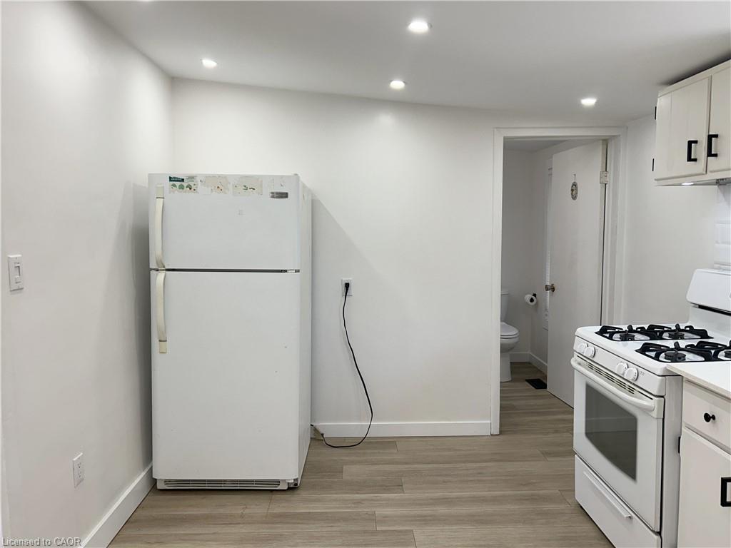 191 Queen Street N Property Photo 18