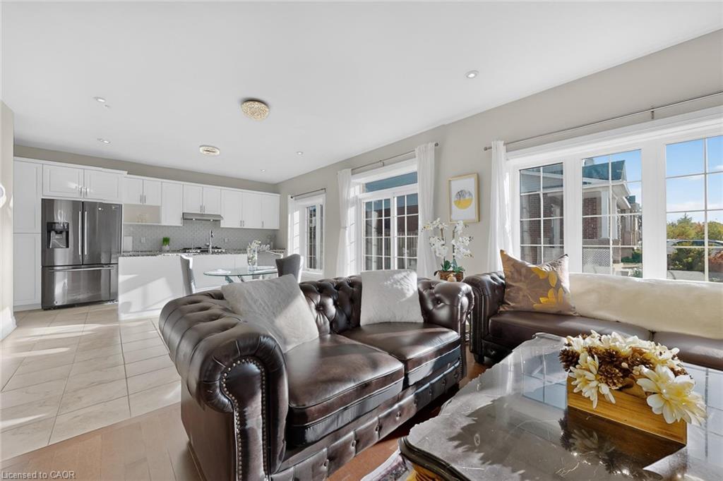 745 Wood Lily Street Property Photo 11