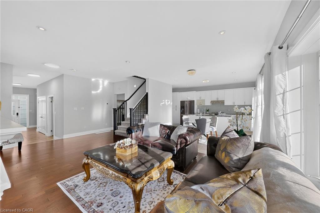 745 Wood Lily Street Property Photo 12