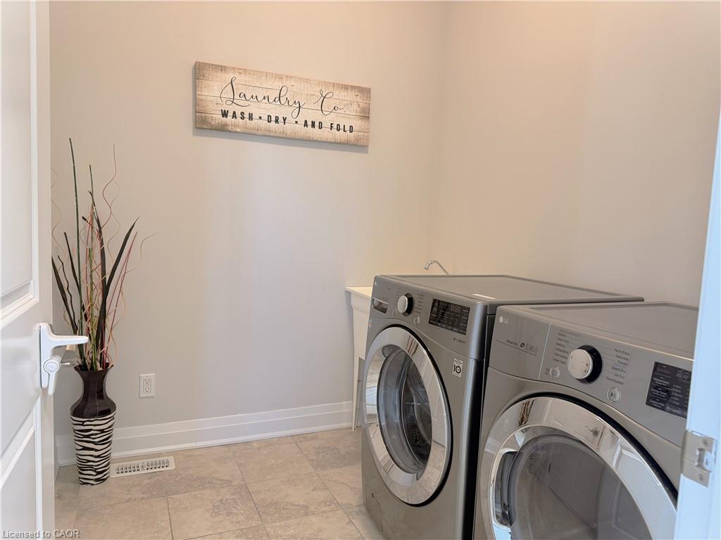 745 Wood Lily Street Property Photo 21