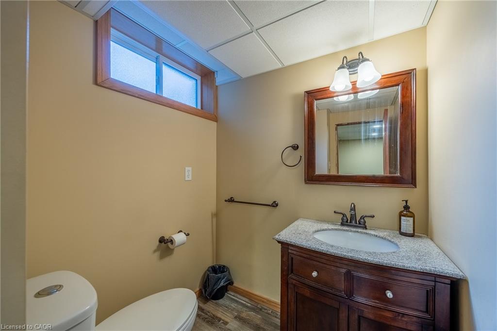 9 Adams Lane Property Photo 28