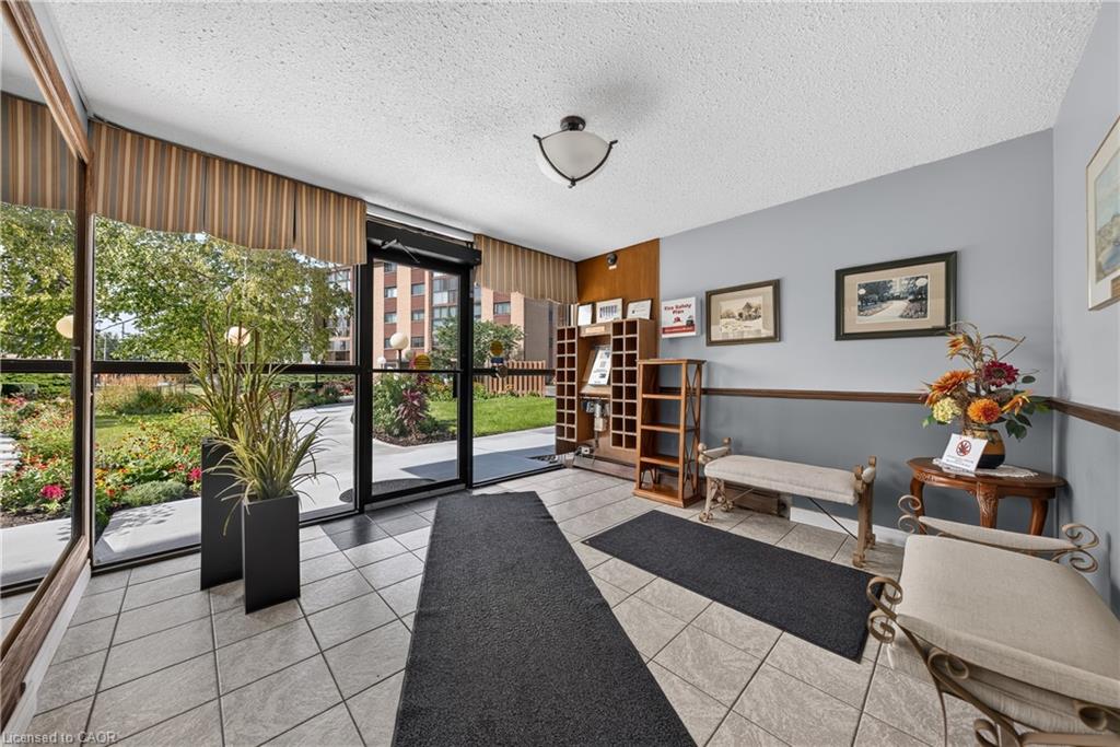 104-400 Champlain Boulevard Property Photo 7