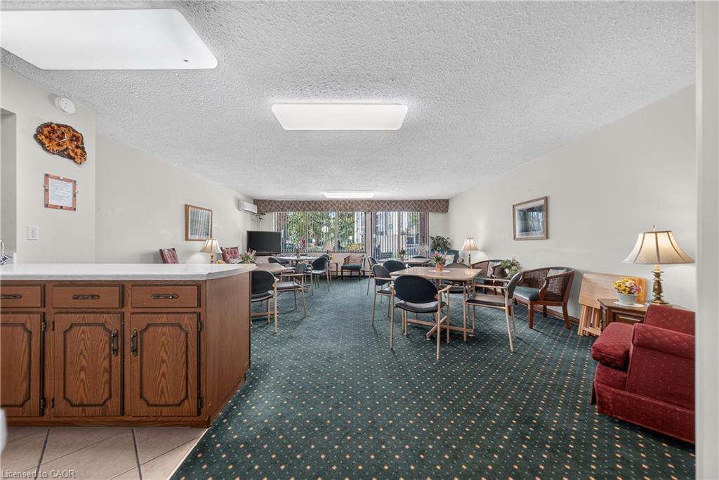 104-400 Champlain Boulevard Property Photo 40