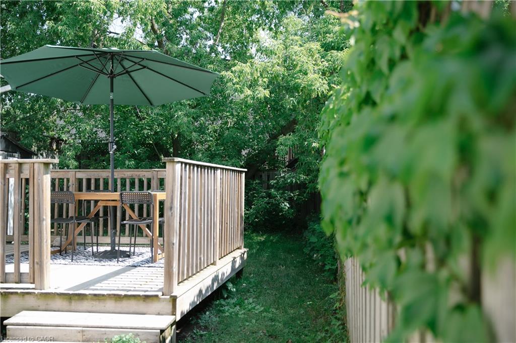 285 Macnab Street Property Photo 7