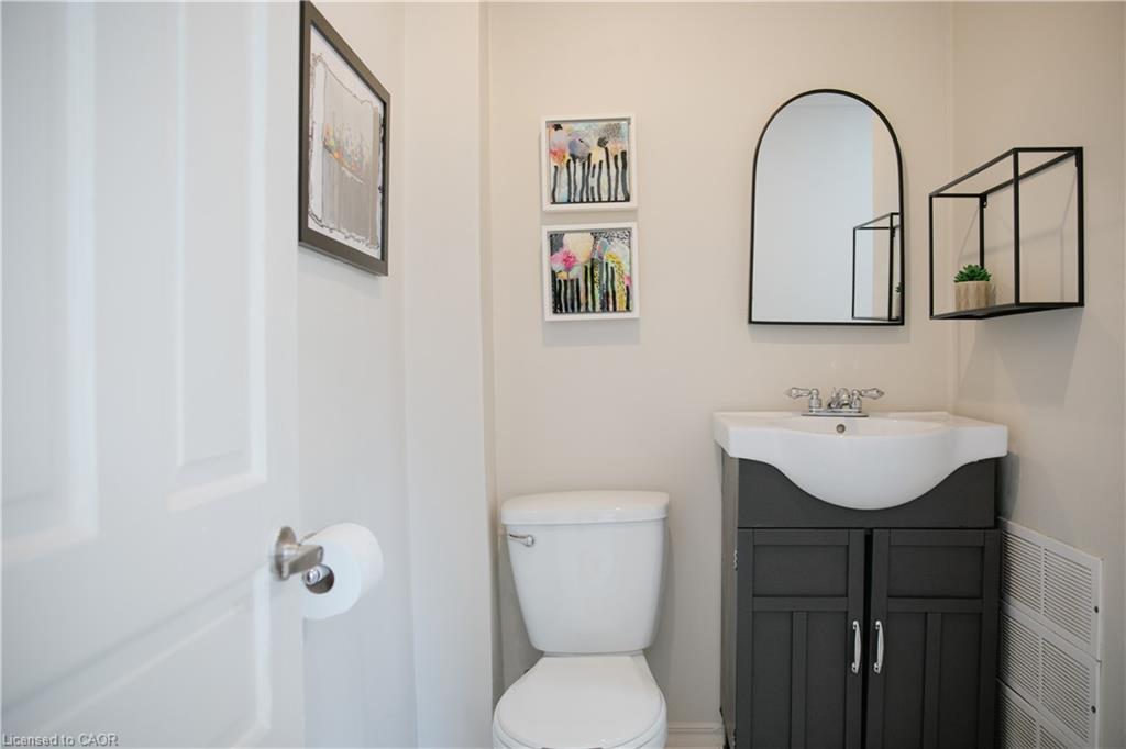 285 Macnab Street Property Photo 19