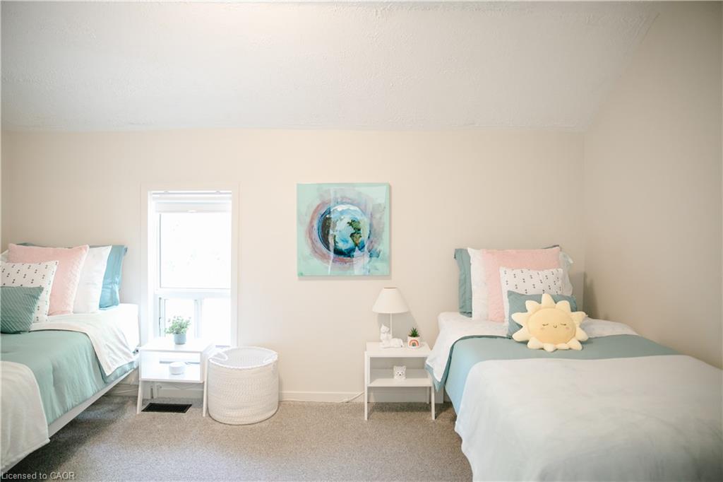 285 Macnab Street Property Photo 21