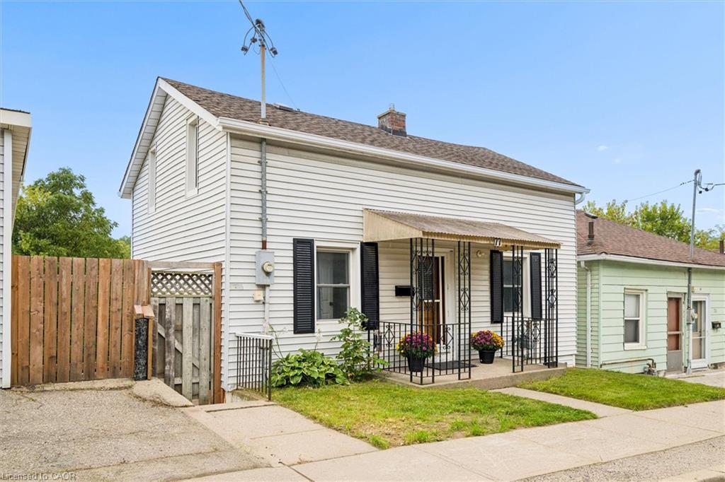 77 Beverly Street Property Photo 3