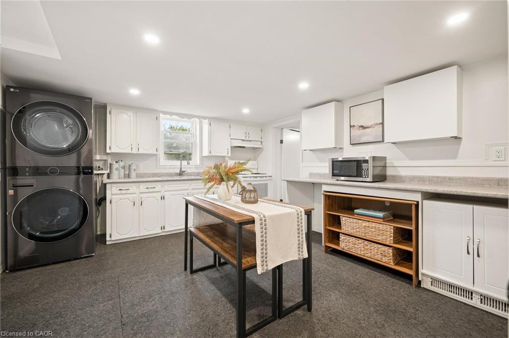 77 Beverly Street Property Photo 13