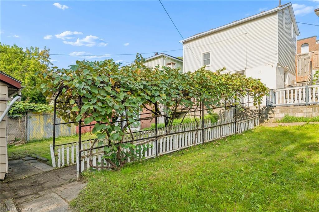 77 Beverly Street Property Photo 27