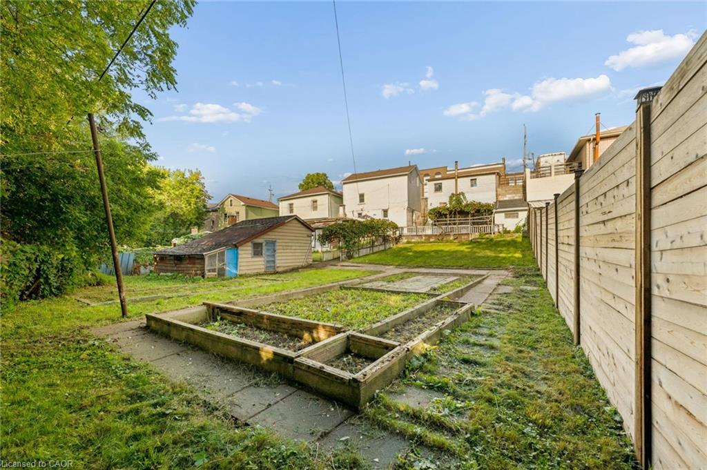 77 Beverly Street Property Photo 31