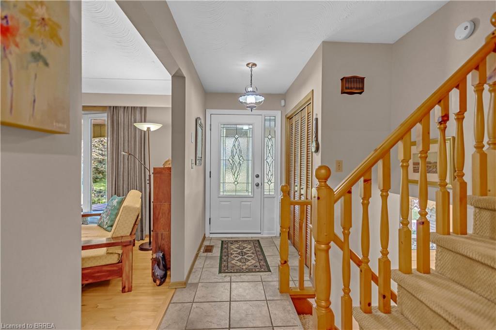 398 Bishopgate Road Property Photo 2