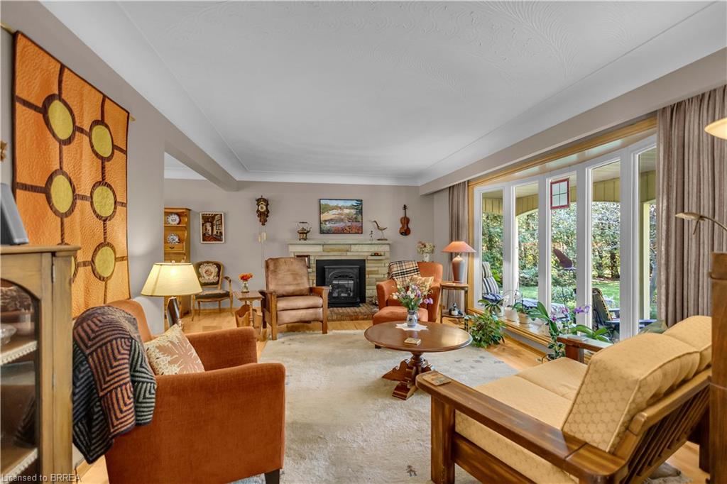 398 Bishopgate Road Property Photo 3