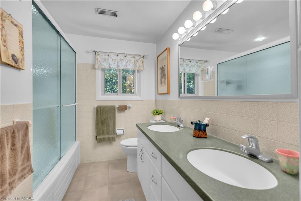 398 Bishopgate Road Property Photo 22