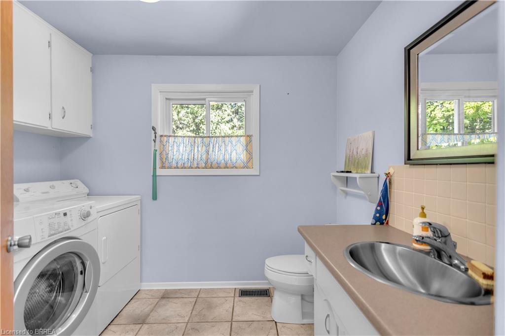 398 Bishopgate Road Property Photo 26