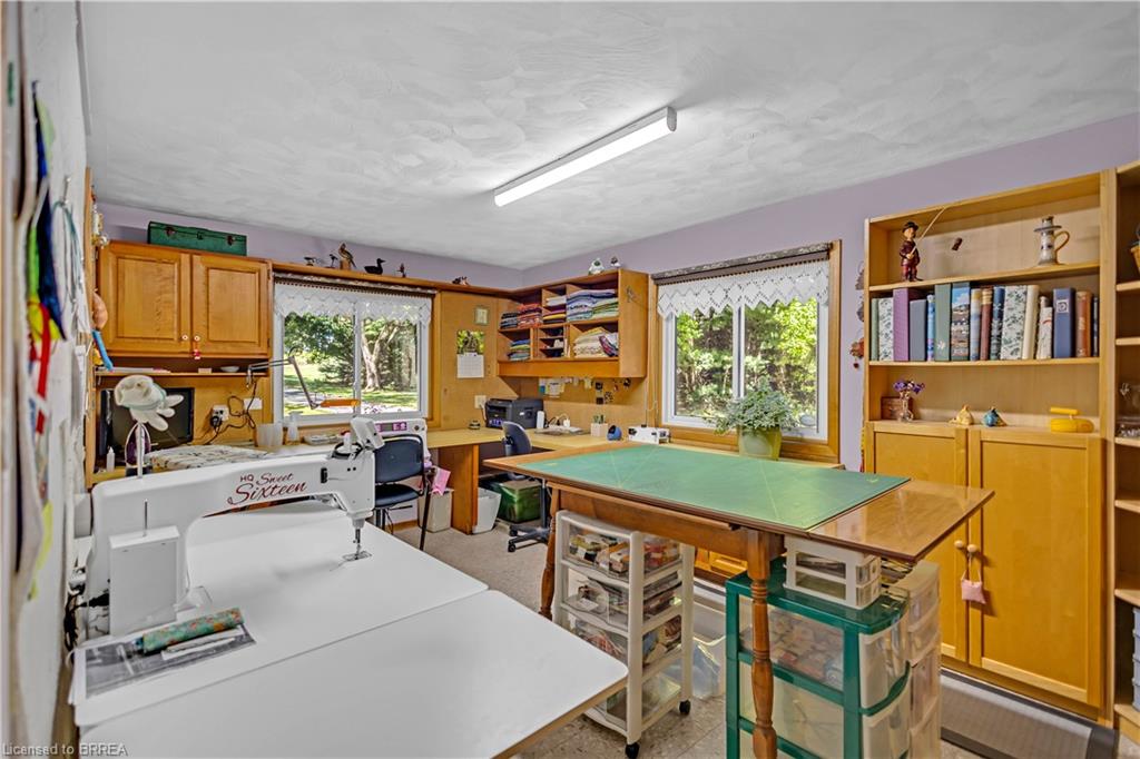 398 Bishopgate Road Property Photo 27
