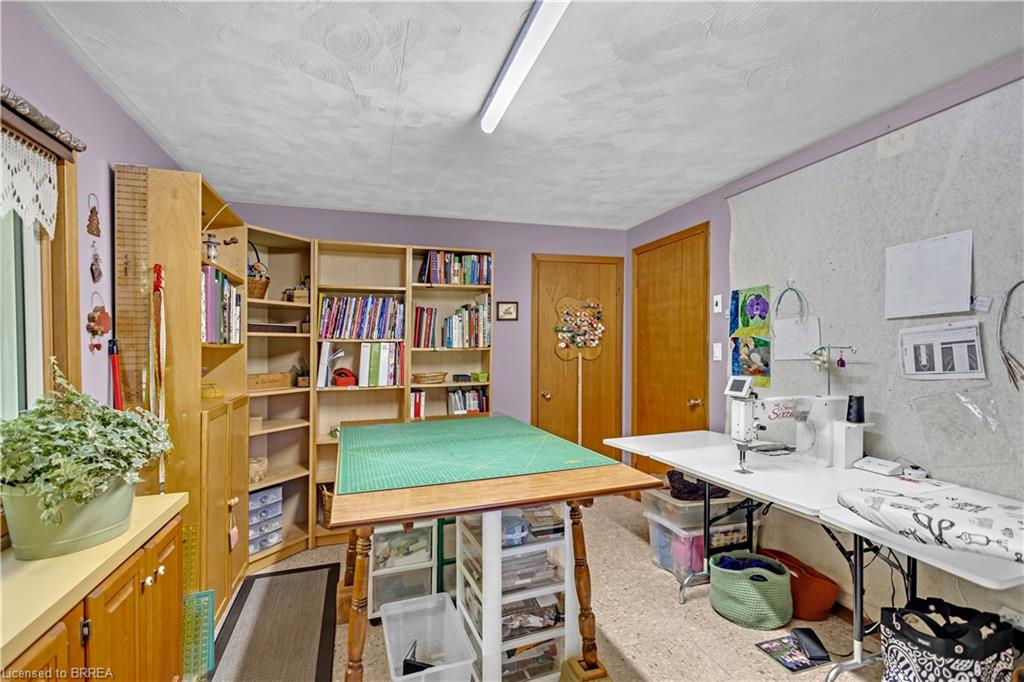 398 Bishopgate Road Property Photo 28