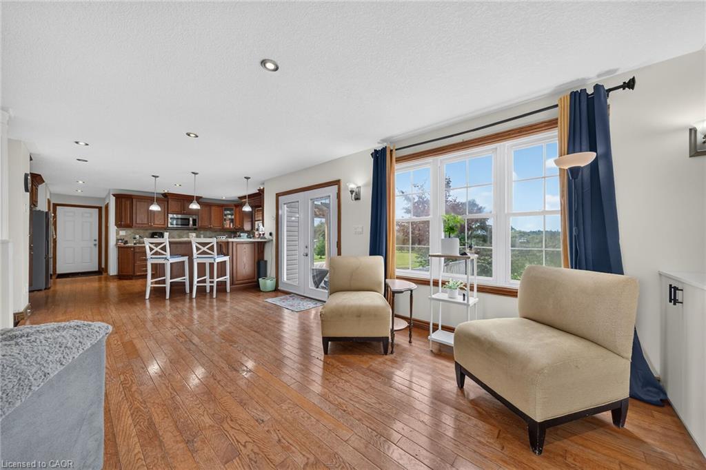 55 Monture Street N Property Photo 9