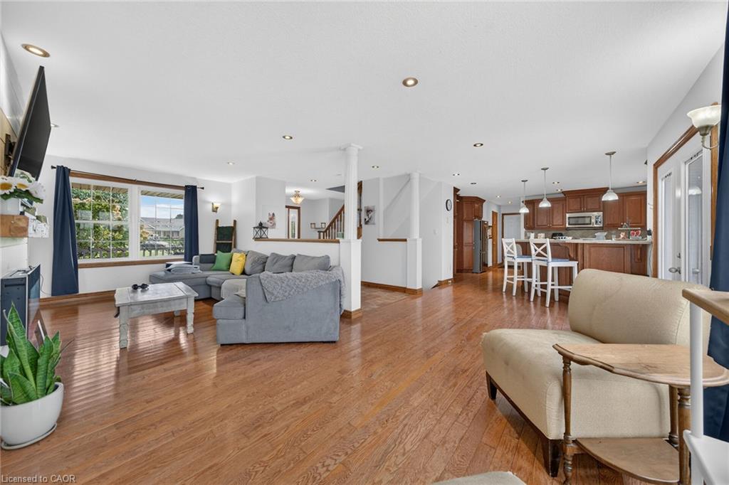55 Monture Street N Property Photo 10