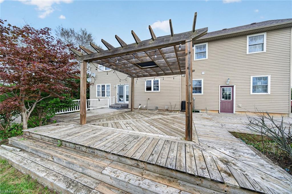 55 Monture Street N Property Photo 35
