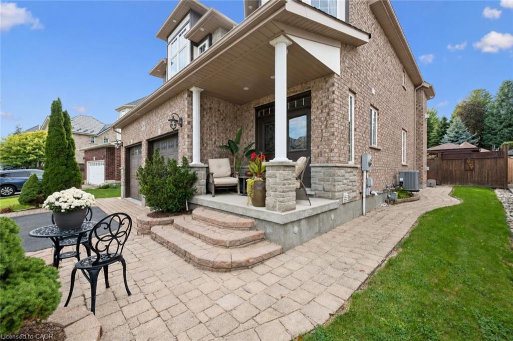 26 Frasson Drive Property Photo 7