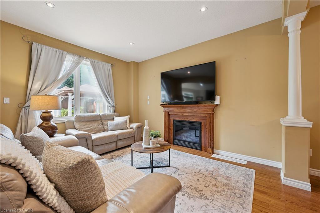 26 Frasson Drive Property Photo 10