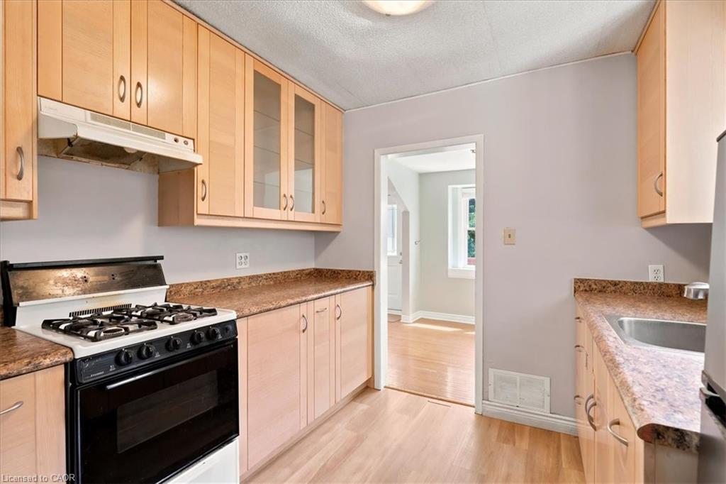 22 Ramore Street Property Photo 16