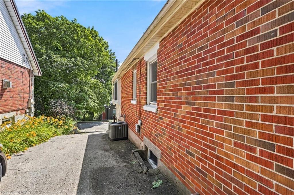 22 Ramore Street Property Photo 37
