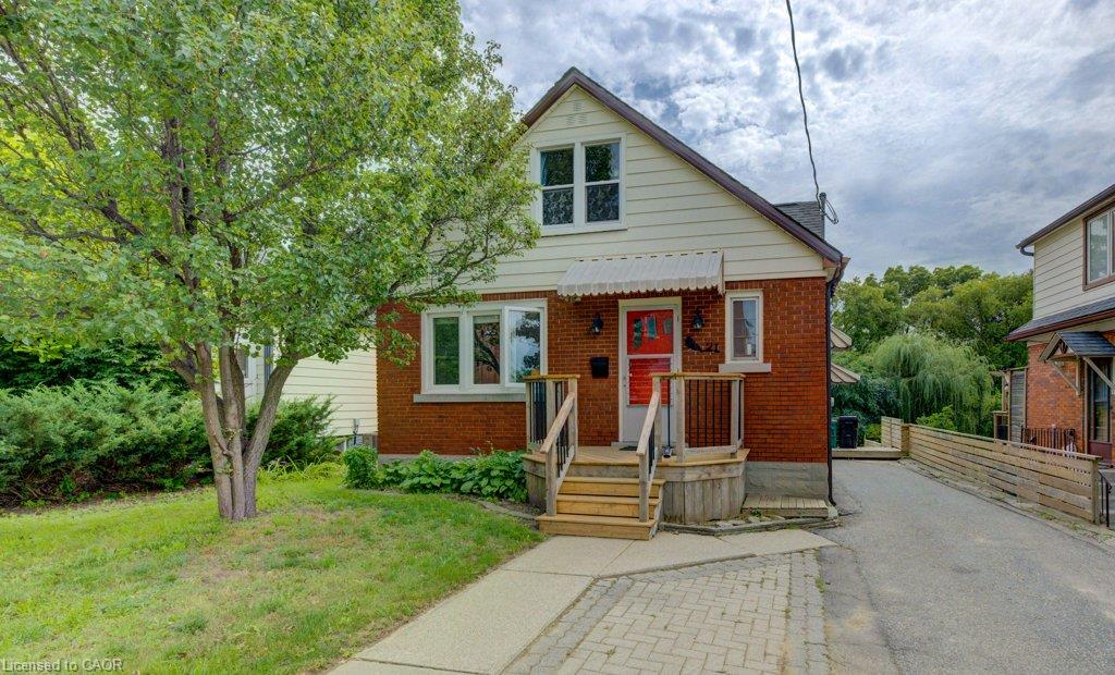 21 Waverly Road Property Photo 1