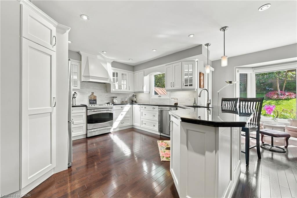 427 Melanie Crescent Property Photo 8